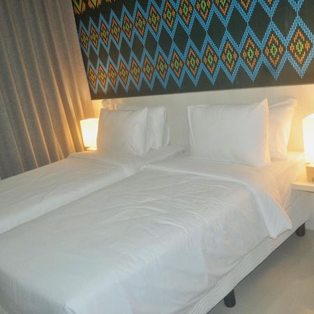 מדאן Alam Hotel By Cordela מראה חיצוני תמונה