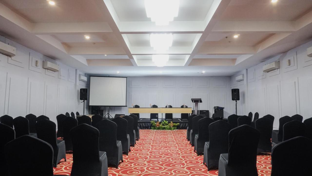 מדאן Alam Hotel By Cordela מראה חיצוני תמונה