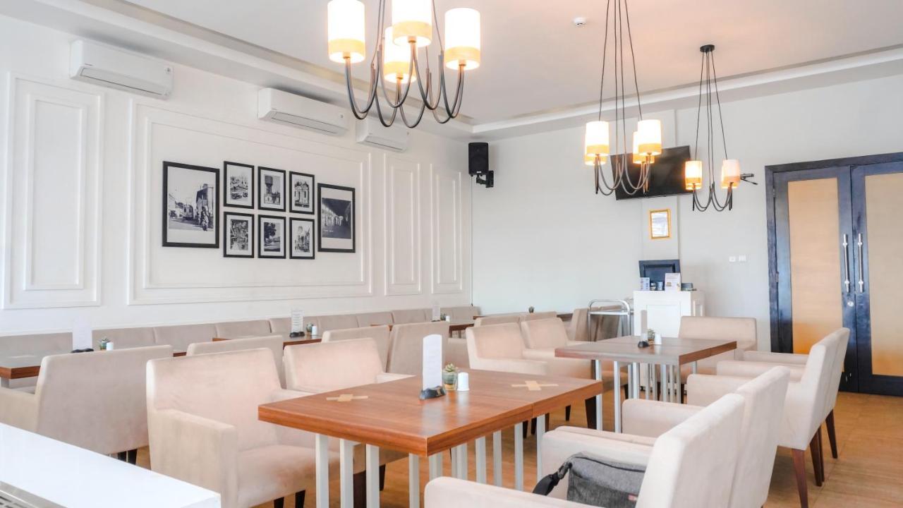 מדאן Alam Hotel By Cordela מראה חיצוני תמונה