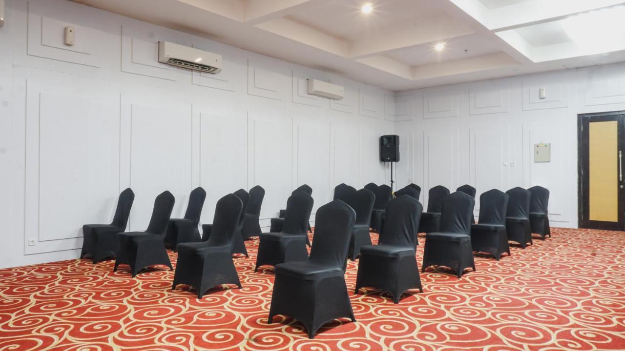 מדאן Alam Hotel By Cordela מראה חיצוני תמונה
